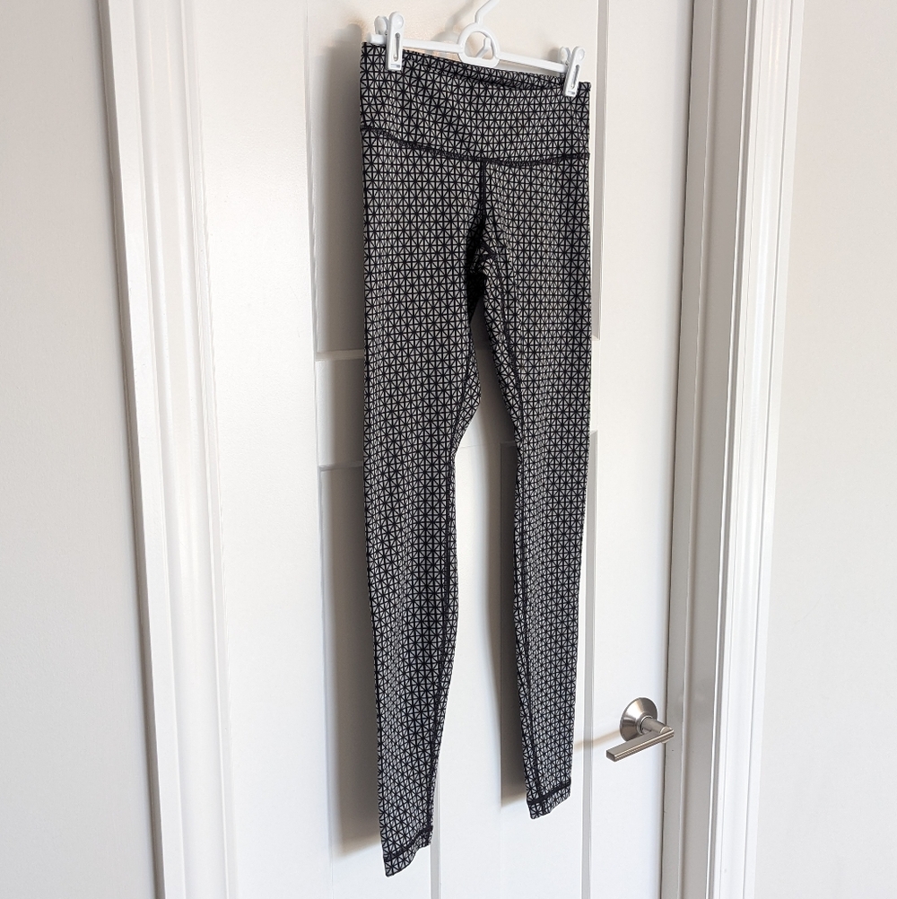 Lululemon Wunder Under Mid Rise 30" Legging - Geo Silver Spoon Black Design sz 4 - Picture 2 of 6